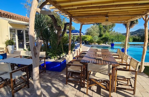 Le Beausset Villa | Villa