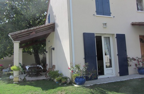 Saint-Georges-de-Didonne Villa | Villa Dans Impasse Tranquille à 500 m Centre Ville Saint-georges DE Didonne