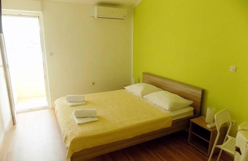 Pag House | Villa Galeb Pag - at the main Beach