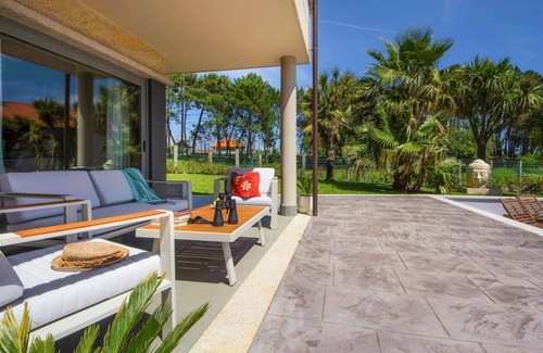 Montalvo Villa | Villa Galiza - Five Bedroom Villa, Sleeps 10