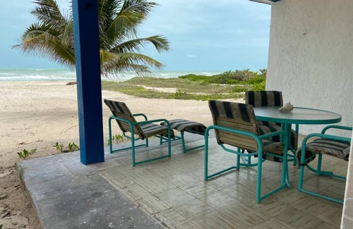 El Cuyo Villa | Villa Gaviotas EL Cuyo Beach