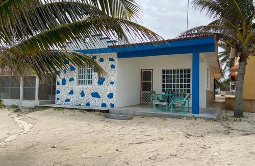 El Cuyo Villa | Villa Gaviotas EL Cuyo Beach