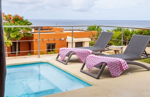 Kralendijk Villa | Villa Gemini in El Pueblo Villas