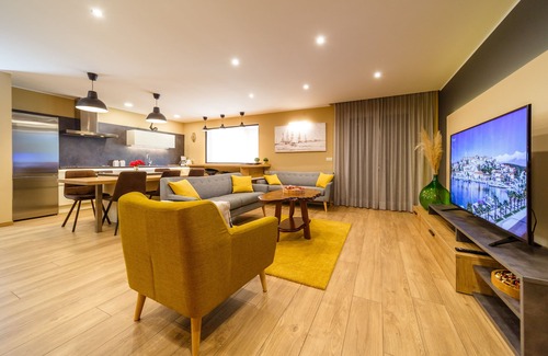 Materada Villa | Villa GioAn with Private Playground โฝ and Sea View ๐