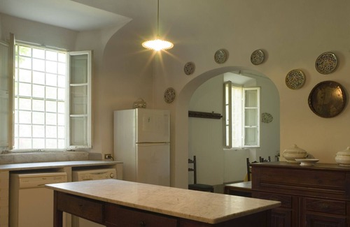 Fauglia Villa | Villa Gioli, a historic home between art and nature