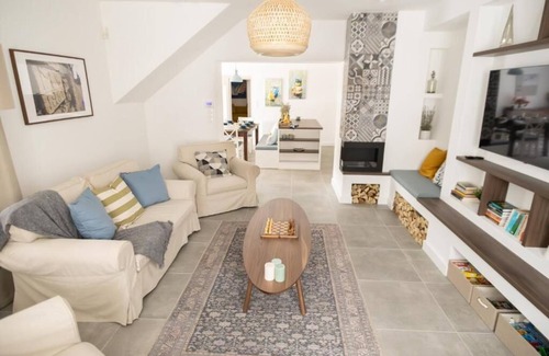 Szentendrei Villa | Villa GreenTree - Fully Refurbished in 2023