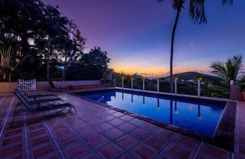 Estate Glucksberg and Grunwald Villa | Villa Guava: Pool, AC, 2 King BR, near Beaches