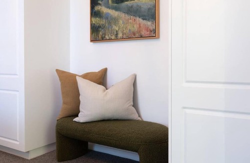 Invermay Apartment | VILLA GWEN: Stunning Character Home Only Moments From The City