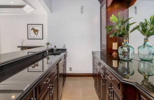Hollywood Hills Villa | Villa Hakaan - Luxury with Pool