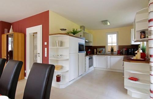 Glowe House | Villa Harmony