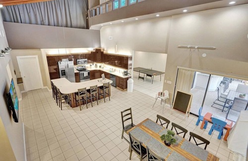 Survey Creek Villa | Villa Heated Pool, Golf Course BBQ Ping Pong Table