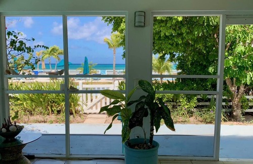 Cockburn Town House | Villa Hues of Blues on Grand Turk Island