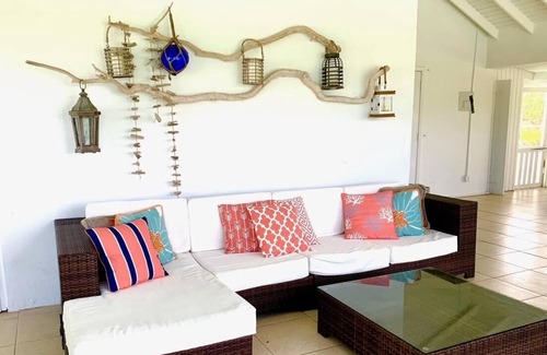 Cockburn Town House | Villa Hues of Blues on Grand Turk Island