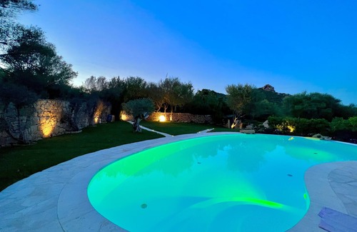 Cannigione Villa | Villa Ibiscus Cannigione