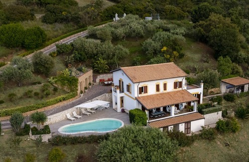 Cefalu Villa | Villa Il Basto 8 by Massimo Villas