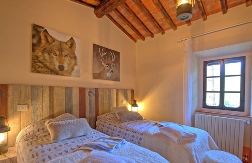 Pieve di Chio Villa | Villa il Podere, splendor surrounded by green