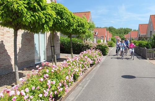 Breskens Villa | Villa in Breskens near the Beach