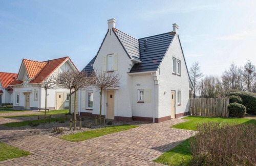 Cadzand-Bad Villa | Villa in Cadzand-Bad near North Sea Beach