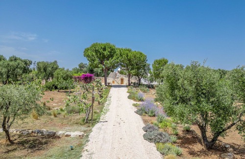 Carovigno Villa | Villa in Carovigno with 3 bedrooms sleeps 6