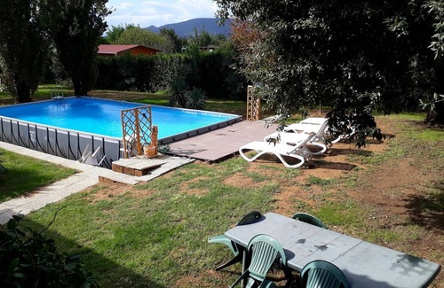 Cascine-La Croce Villa | Villa in Cascine-la Croce with 3 bedrooms sleeps 10