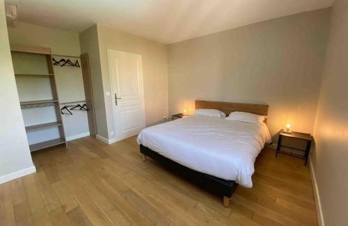 Chalais House | Villa in France with Private Pool & Garden