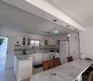 Hammamet Sud Villa | Villa in Hammamet garden pool and beach