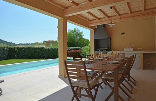 Malaucene Villa | Villa in Malaucène near Mount Ventoux