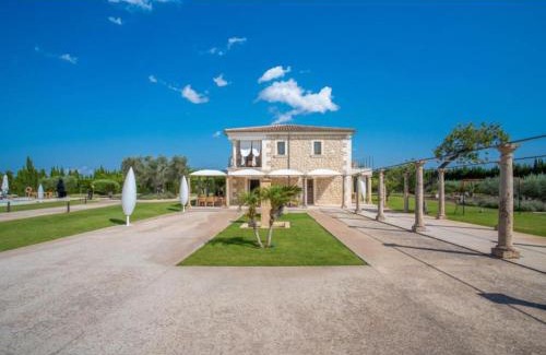 Selva House | Villa in Mallorca with Event Space & Chill Out