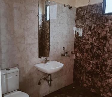 Mathura Villa | Villa in Radha Golf l 5 mins to Sri Rupa Seva Kunj ISKCON l Near Gaurangi Ras Kunj & Brij Vasundhara