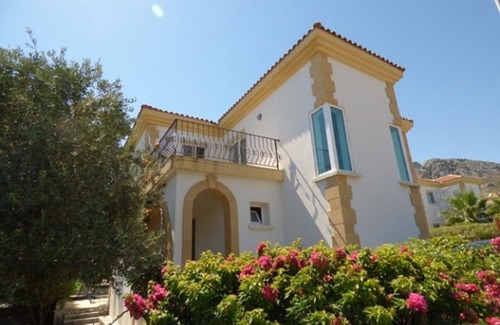 Dikmen Villa | Villa in relaxing location with fantastic views. spacious accommodation for 6