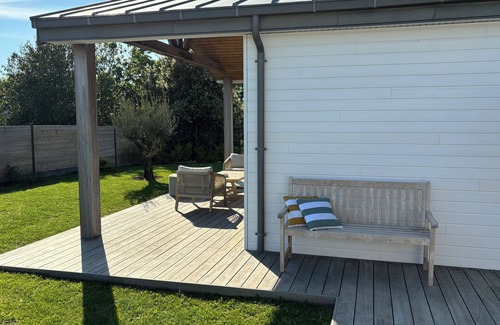 Combrit Villa | Villa in Sainte-Marine with outdoor spa and 5-minute walk to the main beach.