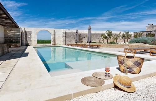 Salice Salentino Villa | Villa in Salice Salentino with 6 bedrooms sleeps 16