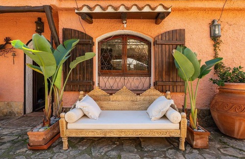Torre delle Stelle Villa | Villa in Torre Delle Stelle with 7 bedrooms sleeps 14