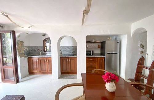 Torre delle Stelle Villa | Villa in Torre Delle Stelle with 10 bedrooms sleeps 23