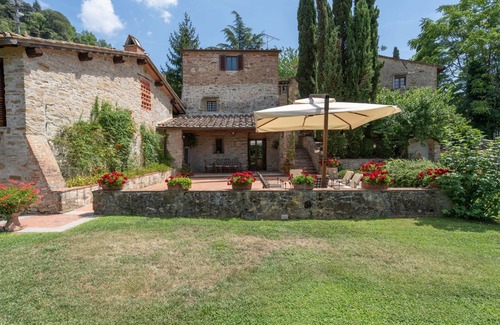 Dicomano Villa | Villa in Vicchio with 4 bedrooms sleeps 10