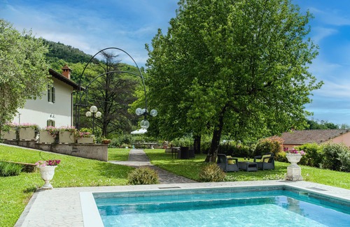 Saturnana Villa | Villa/Independent home in Pistoia with 5 bedrooms sleeps 10