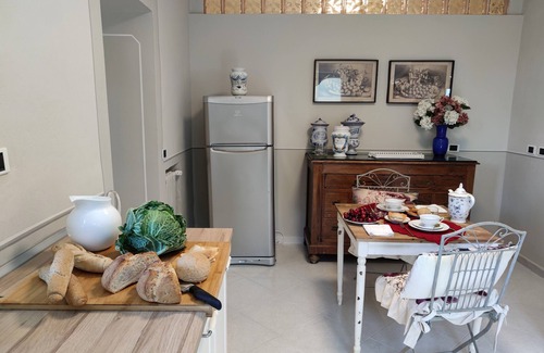 Rosignano Marittimo Villa | Villa Indipendente con Discesa Privata al Mare