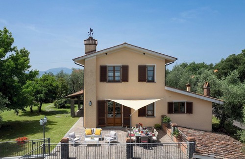 Altopascio Villa | Villa Irene 6, Emma Villas