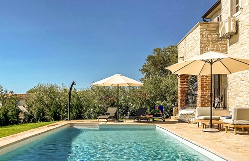 Selina House | Villa Istrienglück - Steinhaus mit Pool, Meerblick und Garten