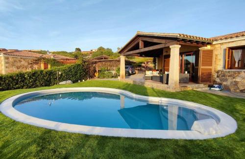 Tanaunella House | Villa Janas con piscina privata Budoni