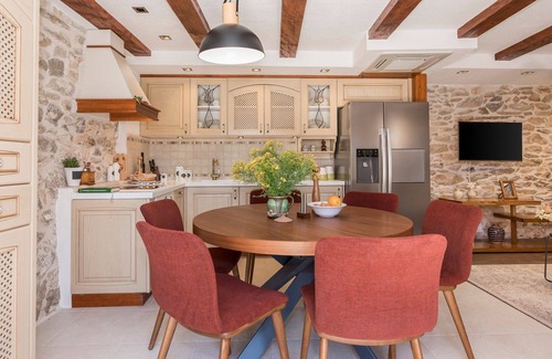 Bicine Villa | Villa Josephine - Two Bedroom Villa, Sleeps 4