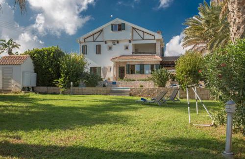 Cape Greko Villa | Villa Joy