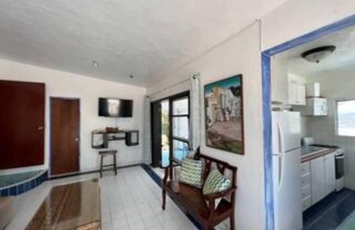 North Hill Village House | Villa Kaiae