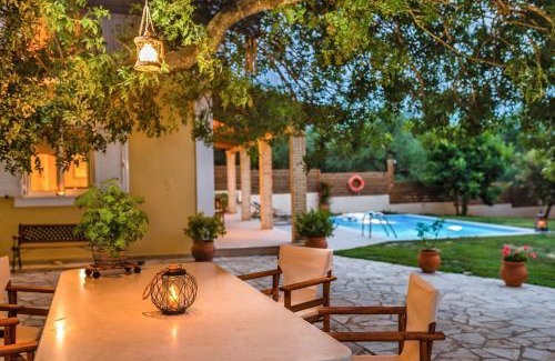 Neromilos Villa | Villa Kardaris