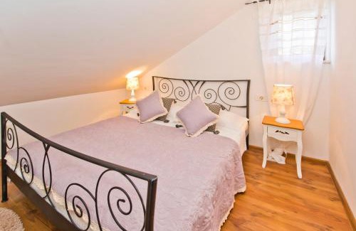 Brusje Villa | Villa Kate -with private pool and BBQ