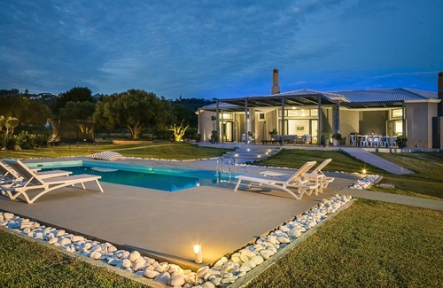 Sarlata Villa | Villa Katrin Walking Distance from the Beach