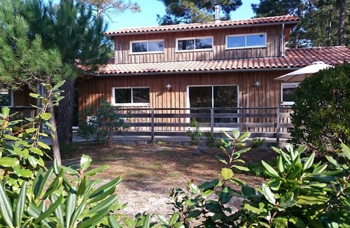 Carcans Plage House | Villa KERLOU-Carcans Plage - South facing wooden - 300 meters from the Ocean