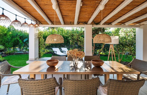 Costa Rei Villa | Villa 'Kika' with Private Terrace, Wi-Fi and Air Conditioning
