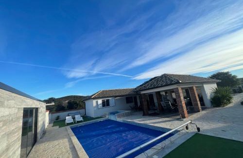 Velim Villa | Villa Korina