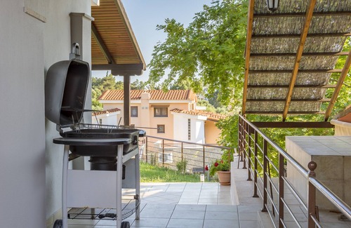 Nikita Villa | Villa Kristin 2 - Great Location, Sea Views, BBQ
